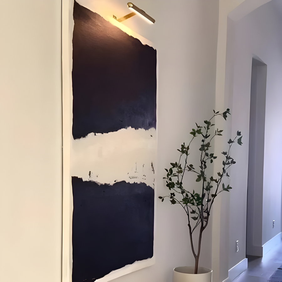 Adjustable Wireless Light – Cordless LED Lamp for Artwork & Frames