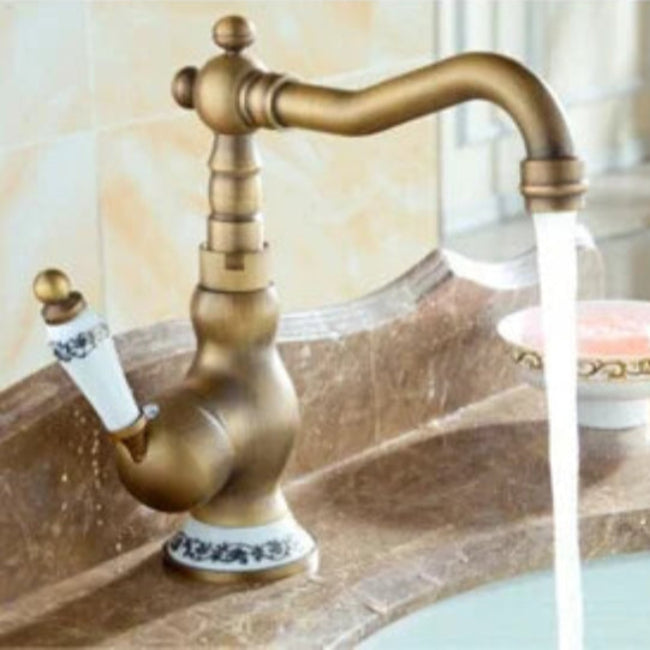 Antique Wash Tray with 360° Rotating Spout – Elegant Kitchen Sink Fixture 1
