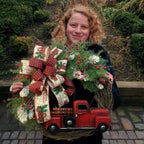 Christmas Door Wreath - Elegant Holiday Flower Ring for Festive Decor 3