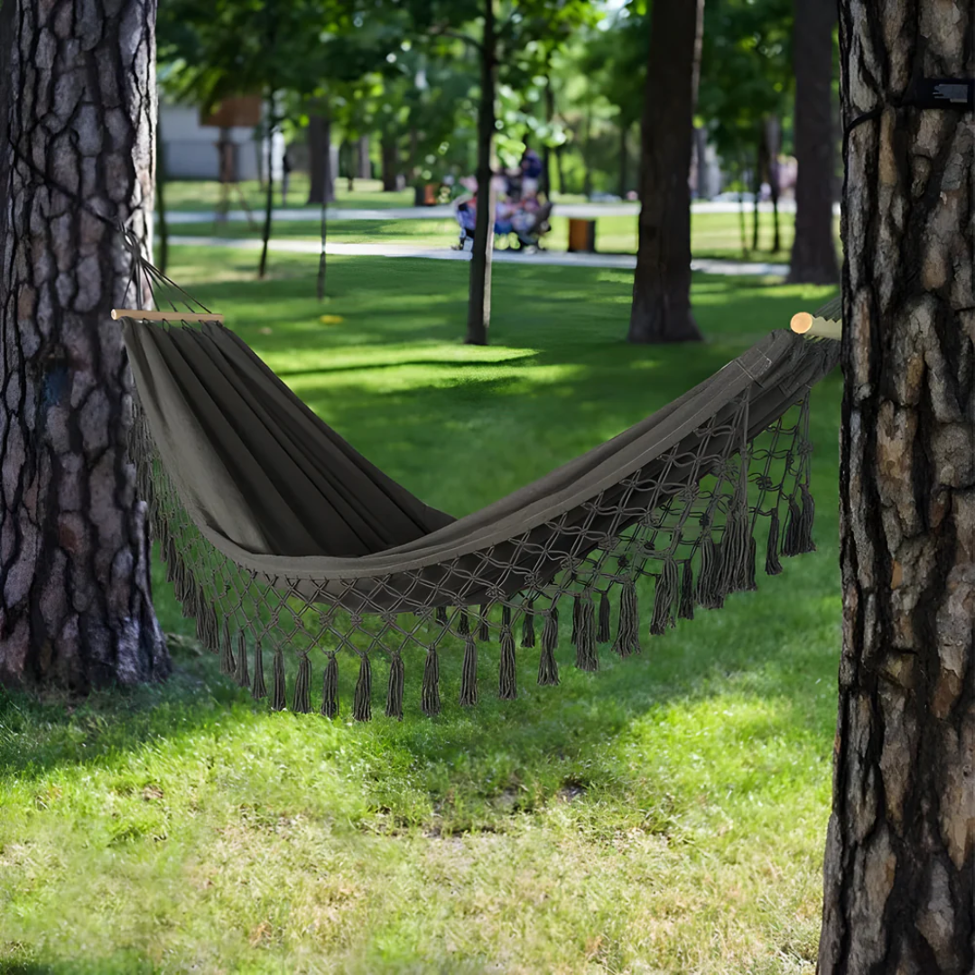 Comfortable Outdoor Hammock with Wooden Posts – Ideal for Garden Relaxation 4
