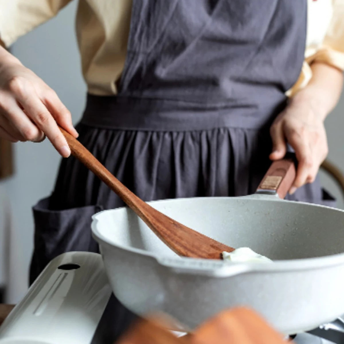 Eco-Friendly Wooden Kitchen Utensil Set with Spatula and Organizer 3