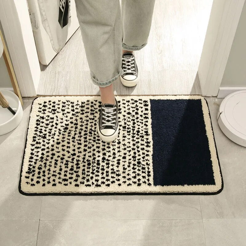 Elegant Handmade Bath Mat - Abstract Art Design, Plush & Absorbent for Home Bathrooms