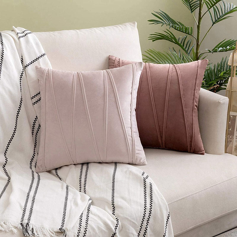 Elegant Velvet Pillow Covers - Luxury Soft Material for Cozy & Chic Interiors