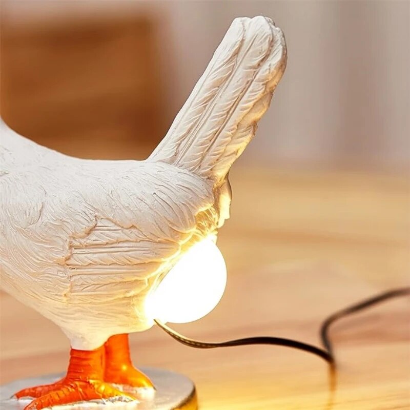 Feather-Inspired Pendant Light – Elegant Ceiling Lamp for Living Spaces 1