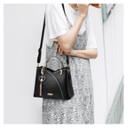 Luxe Handbags for Women – Leather Chic Tote for Everyday Elegance