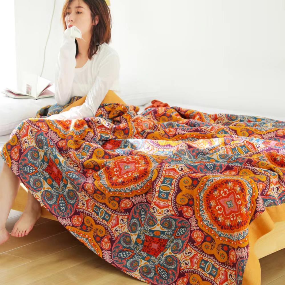 Reversible Summer Blanket with Cooling Fibers – Stylish Boho Design for Bed 1