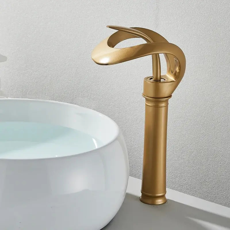 Sleek Deck-Mounted Bathroom Faucet – Modern Mixer Tap for Washbasin 10