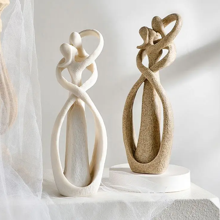 Abstract Love Figurine – Elegant Decorative Art Piece for Home Décor 0