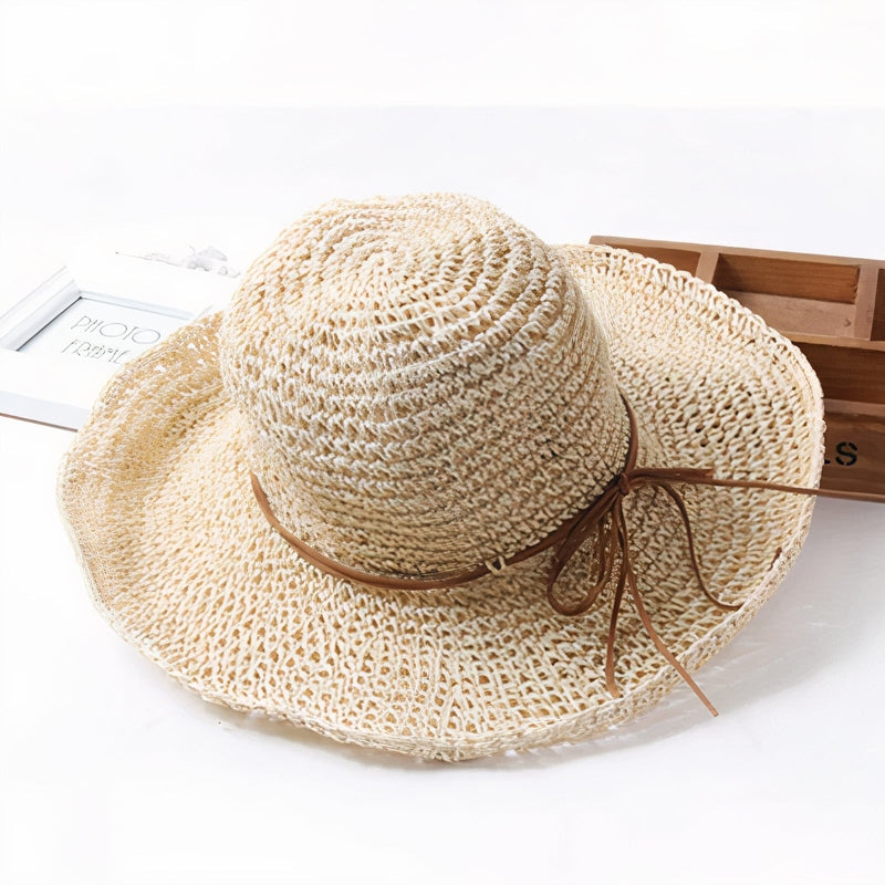 Collapsible Summer Hat With Wide Shade For Portable And Sun-Safe Style