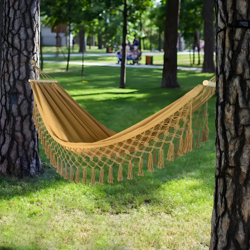 Comfortable Outdoor Hammock with Wooden Posts – Ideal for Garden Relaxation 5