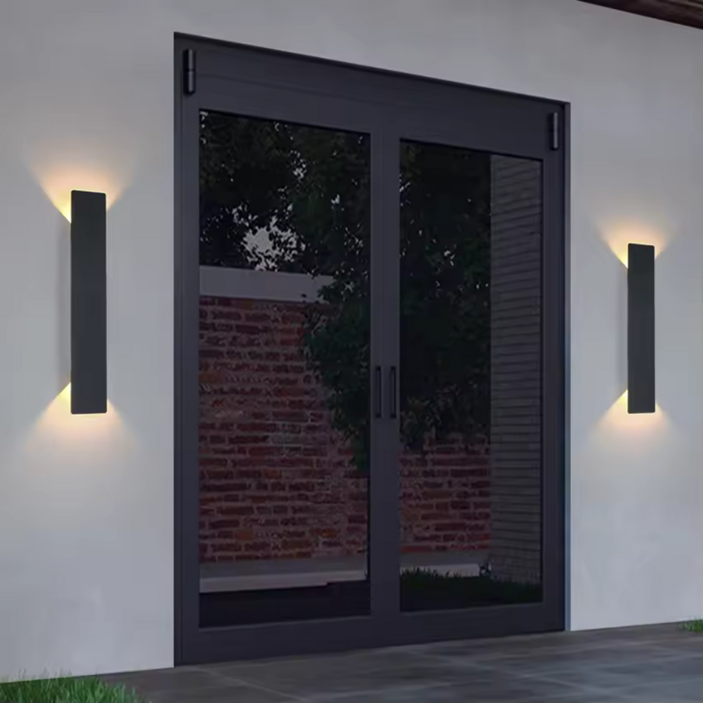Black Outdoor Wall Lantern - Weather-Resistant LED Light for Gardens 1