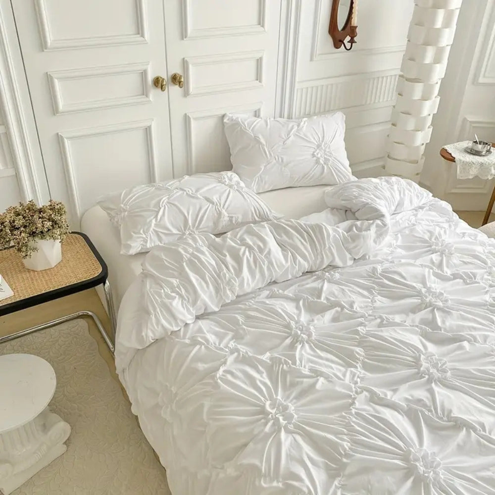 Elegant Ruffle Flower Bedding Set – Cozy Duvet Covers for Bedrooms 3