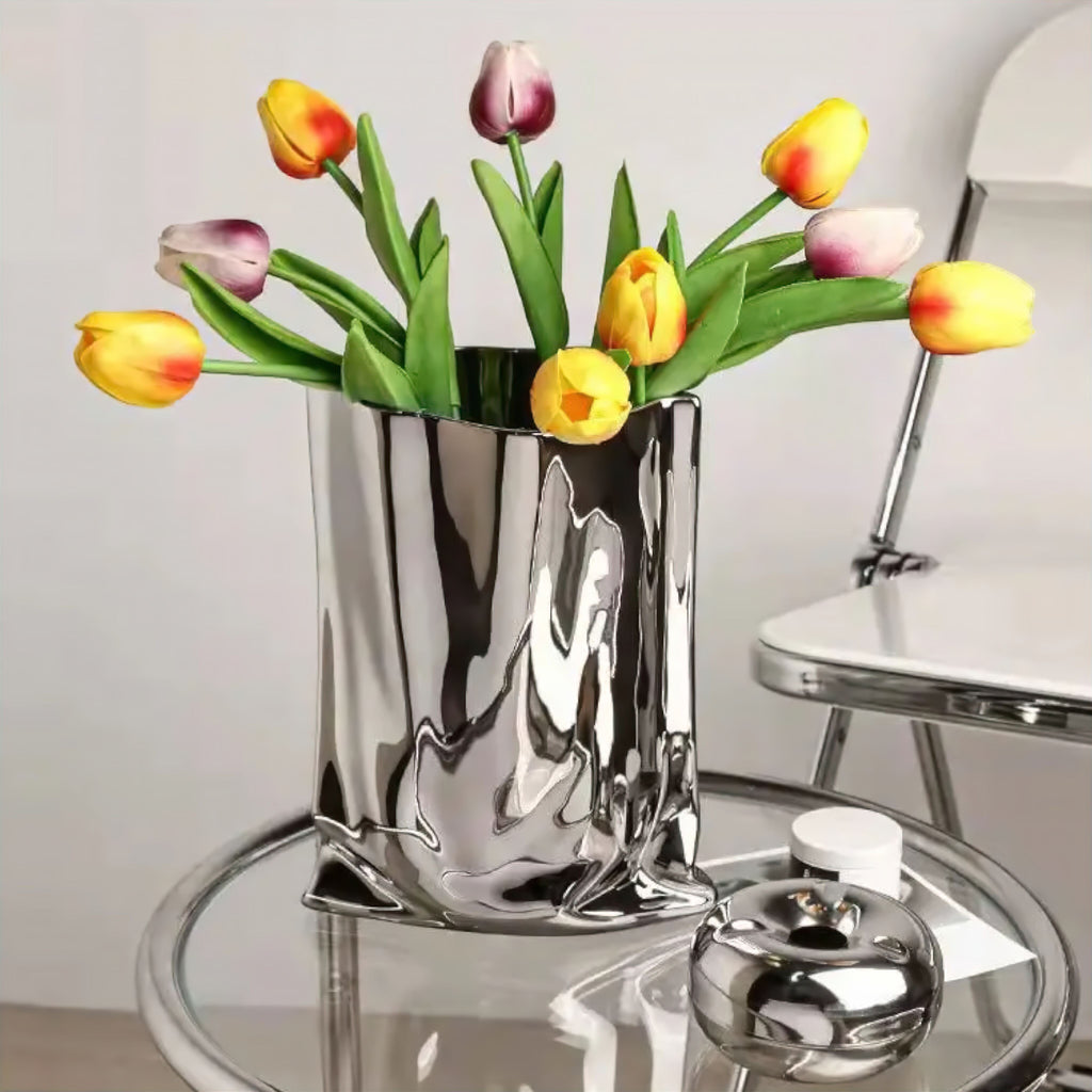 Modern Liquid Silver Vase – Elegant Decorative Centerpiece for Home Decor 3