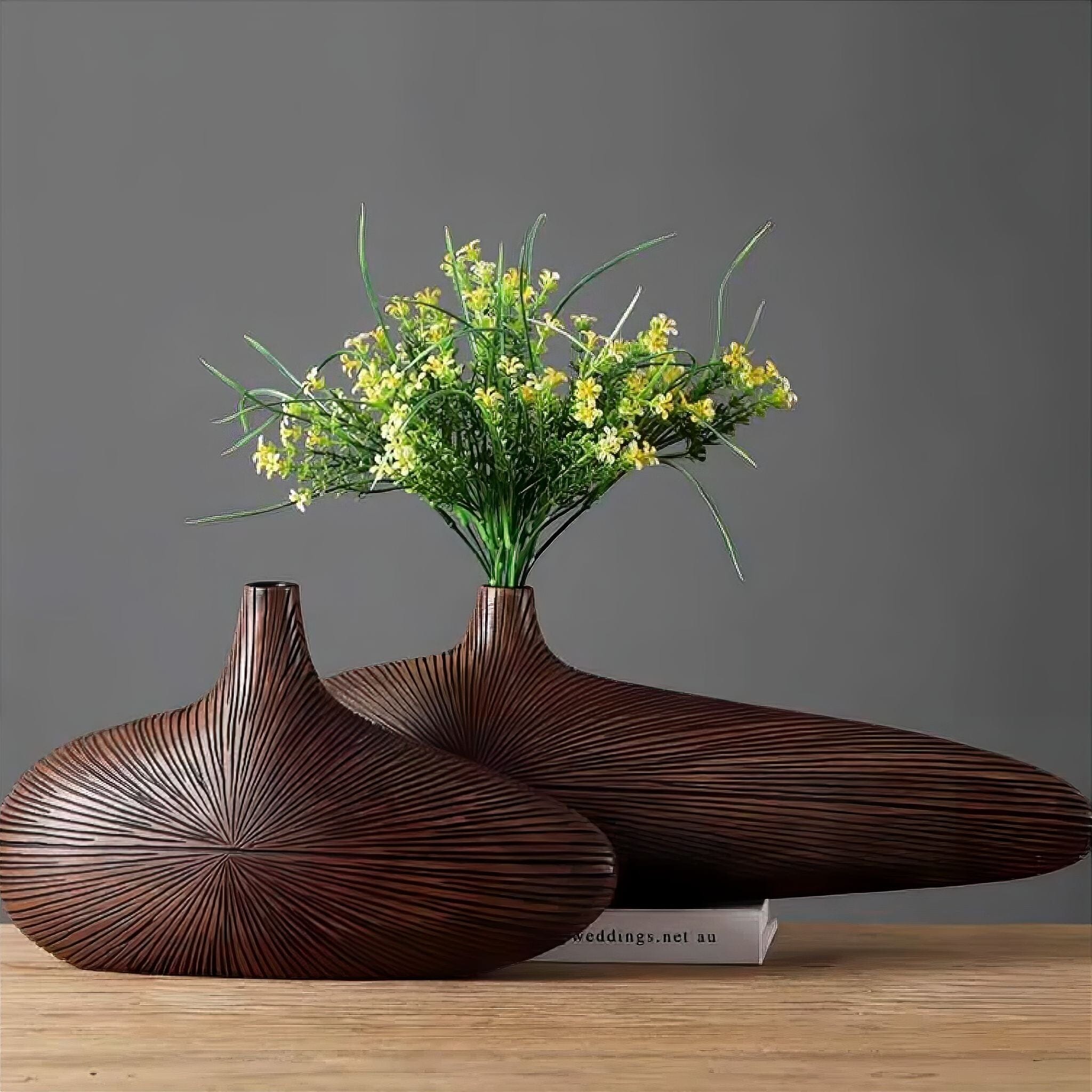 Modern Oval Decorative Vase in Natural Wood Finish – Ideal for Floral Arrangements 2