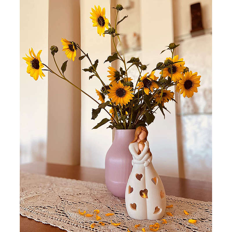 Mother and Child Candle Holder – Decorative Resin Accent for Home Decor 7