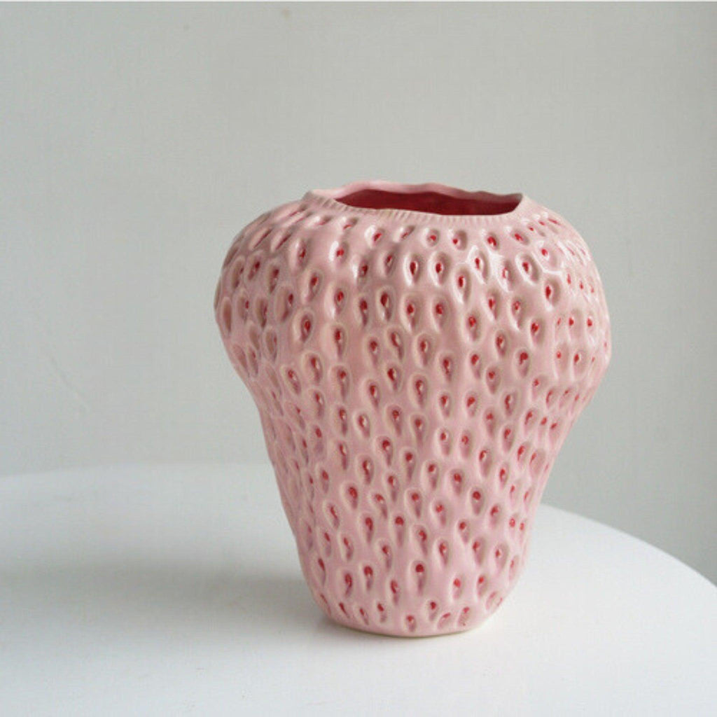 Strawberry-Shaped Ceramic Vase – Unique Flower Holder for Home Decor 10