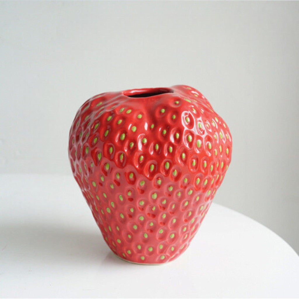 Strawberry-Shaped Ceramic Vase – Unique Flower Holder for Home Decor 9