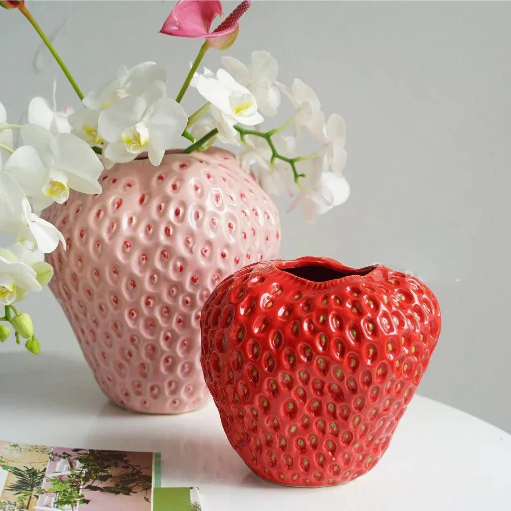 Strawberry-Shaped Ceramic Vase – Unique Flower Holder for Home Decor 4
