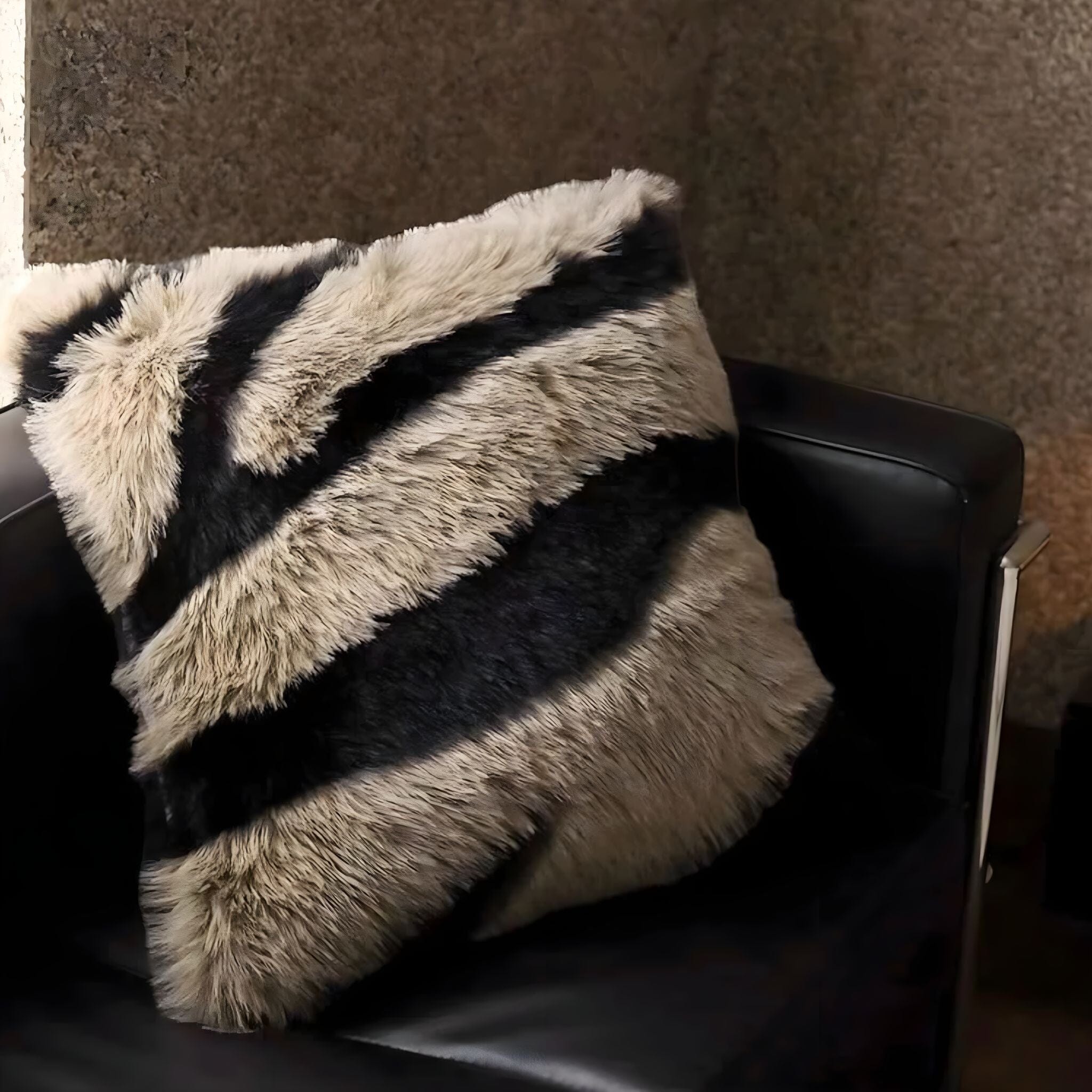 Stylish Faux Fur Throw Pillows for Sofa – Elegant Home Decor Accent 0