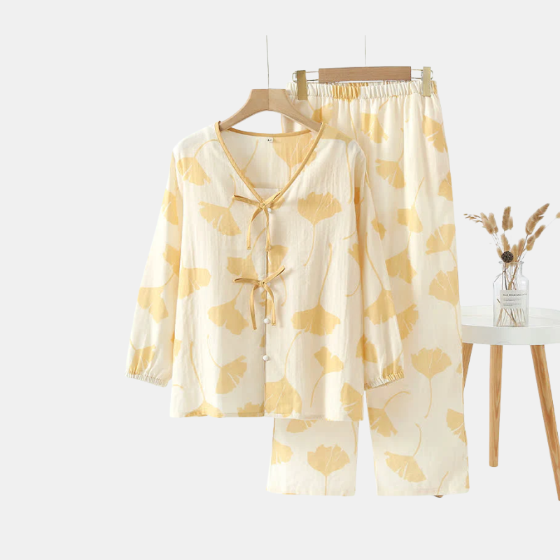 Sunlit Petal Lounge Set – Elegant Floral Loungewear For Comfort And Style