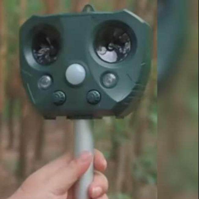 Ultrasonic Bird & Pest Defender – Motion-Activated Solar Defender for Gardens and Farms-Bird Scarer-Unique Casa-Unique Casa