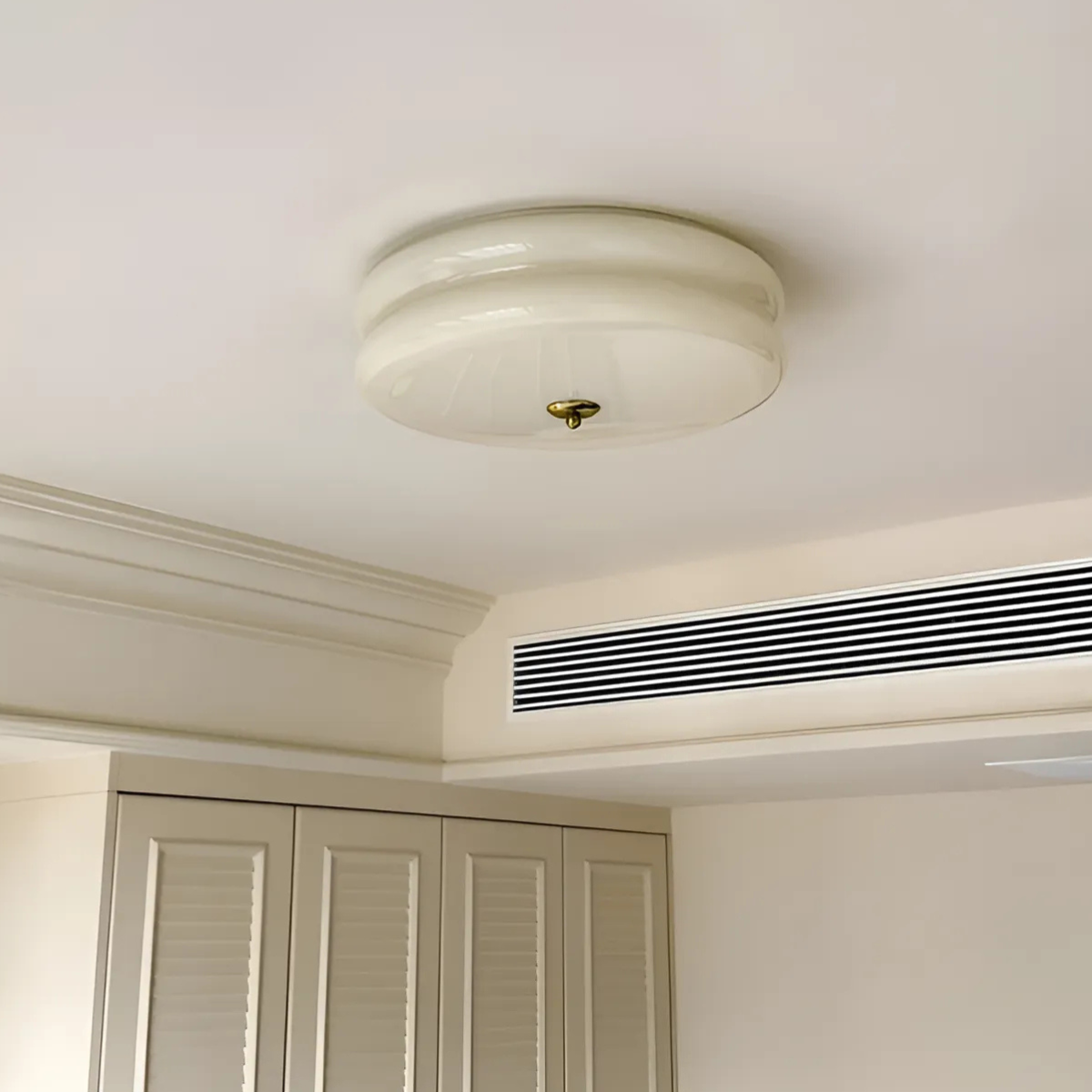 Vintage Ceiling Light Fixture – Elegant Art Deco Design for Home Decor 8