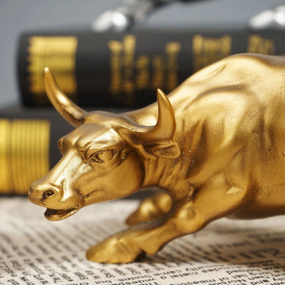 Wall Street Bull Statue – Resin Decorative Figure for Home or Office Decor 1