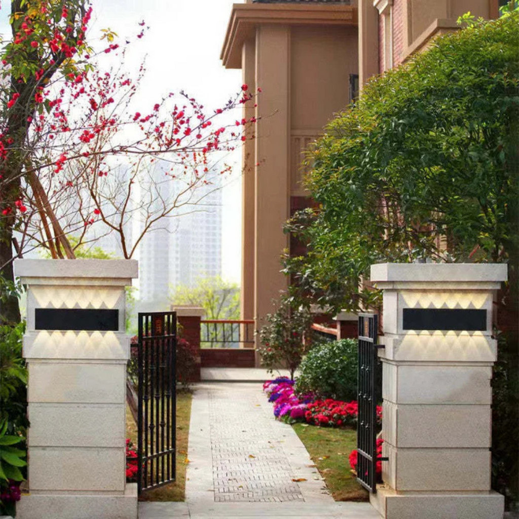 Waterproof Outdoor Wall Sconce – Modern LED Wall Lamp for Indoor & Outdoor Use 7